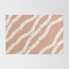 Puakenikeni single lei art on Coral Dust Rug Gallery Image 2