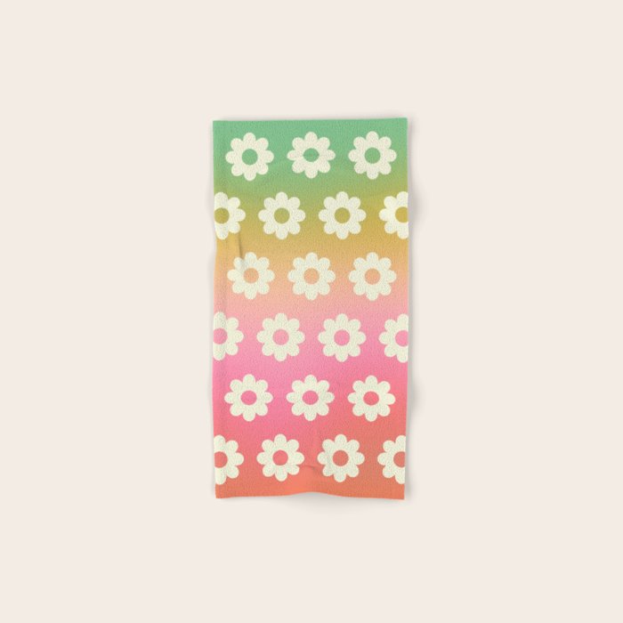 Ombre Rainbow Daisy Pattern Bath Towel Gallery Image 1