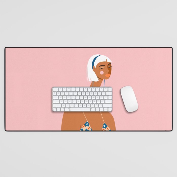 Cheetah Earrings Desk Mat Gallery Image 1