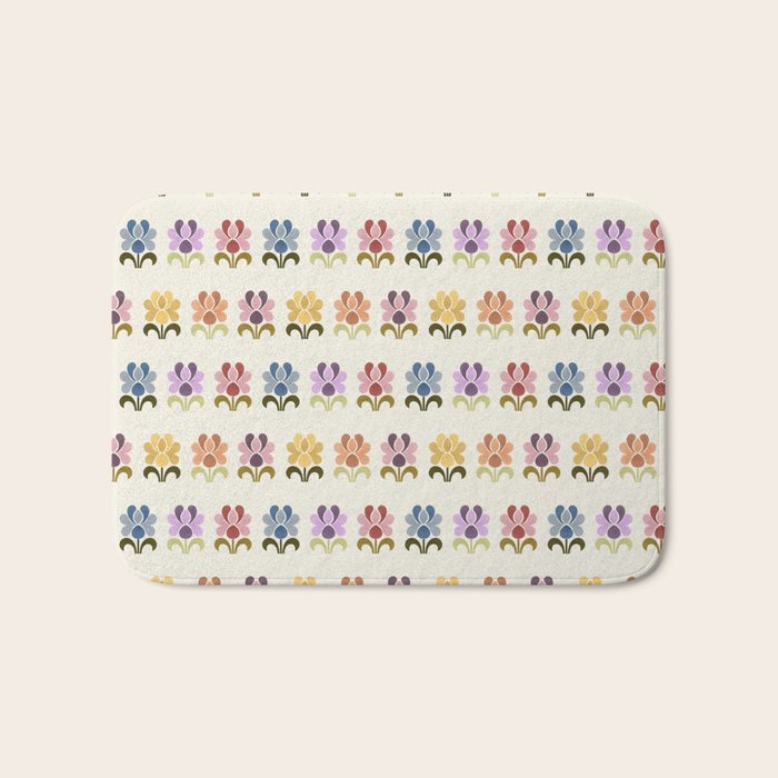 70s Retro Florals Pattern with Linen Texture Bath Mat Gallery Image 1