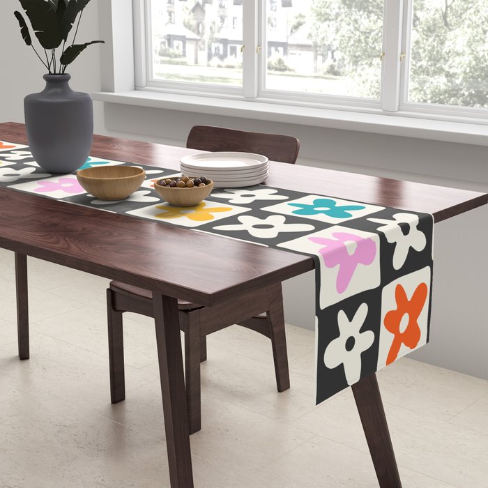 Trendy checkered flower art pattern Table Runner Gallery Image 2