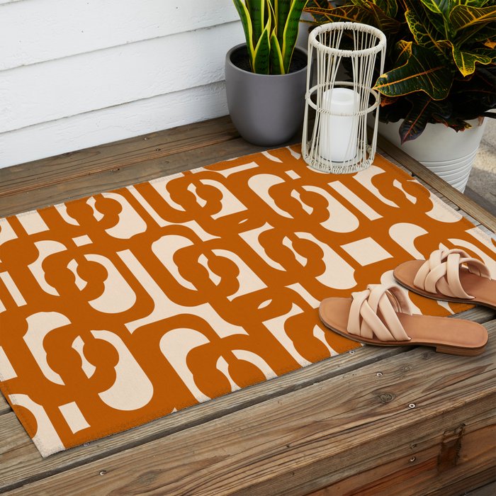 Warm Boho Mid Century Modern Loops Abstract Pattern in Cozy Rust Outdoor Rug Gallery Image 2
