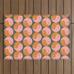 Yin-Yang Outdoor Rug Gallery Image 1