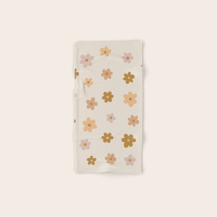 flower confetti Bath Towel Gallery Image 1