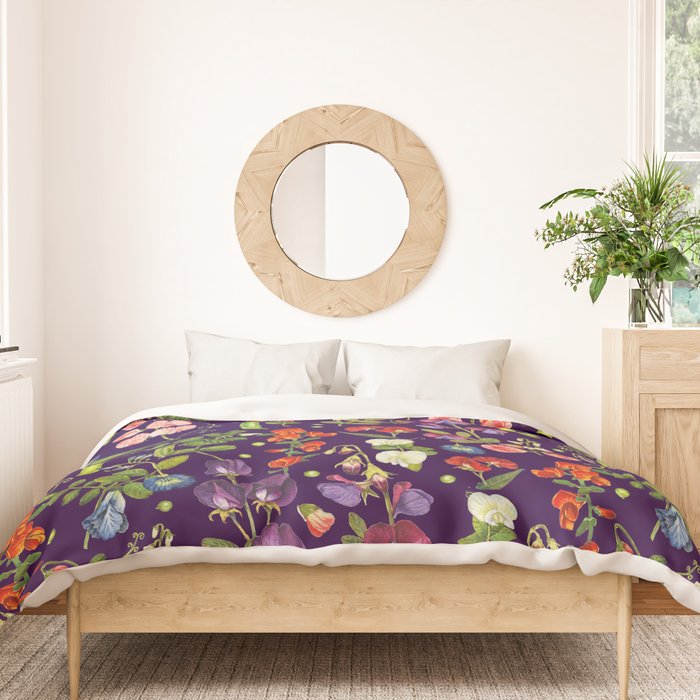 Beautiful Pea Flowers and Peas - dark Duvet Cover Gallery Image 3