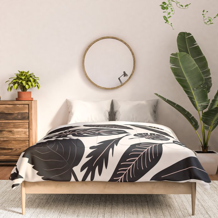 Monstera leaves Black and beige Comforter Gallery Image 3