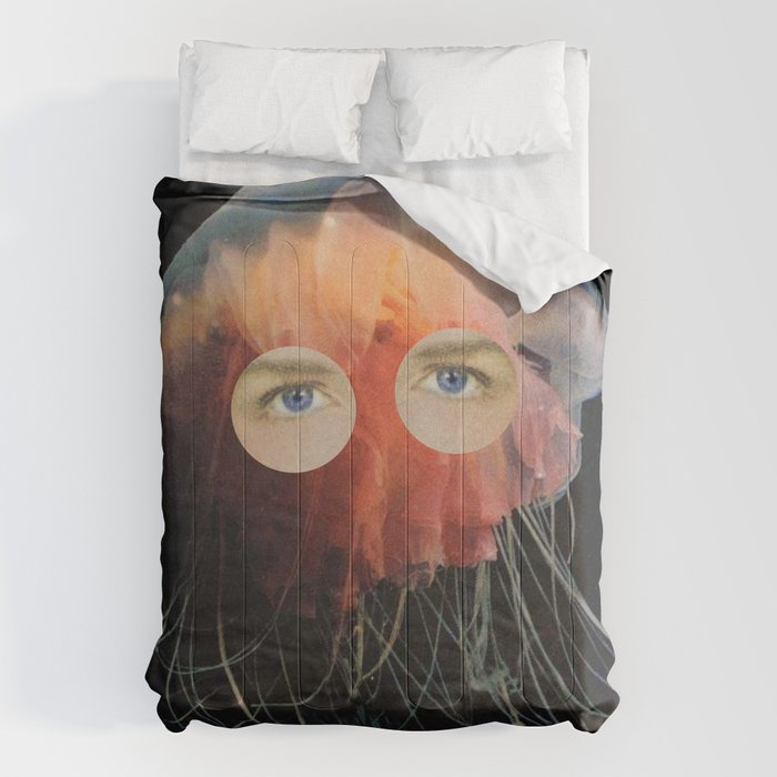 A (very) Jelly Fish Comforter Gallery Image 1