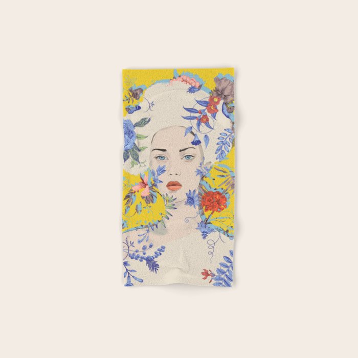 Blooming 28 Bath Towel Gallery Image 1