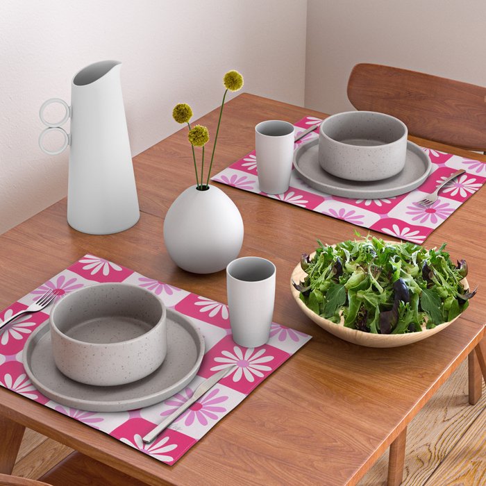 Checkered Daisies - Pink Placemat Gallery Image 2