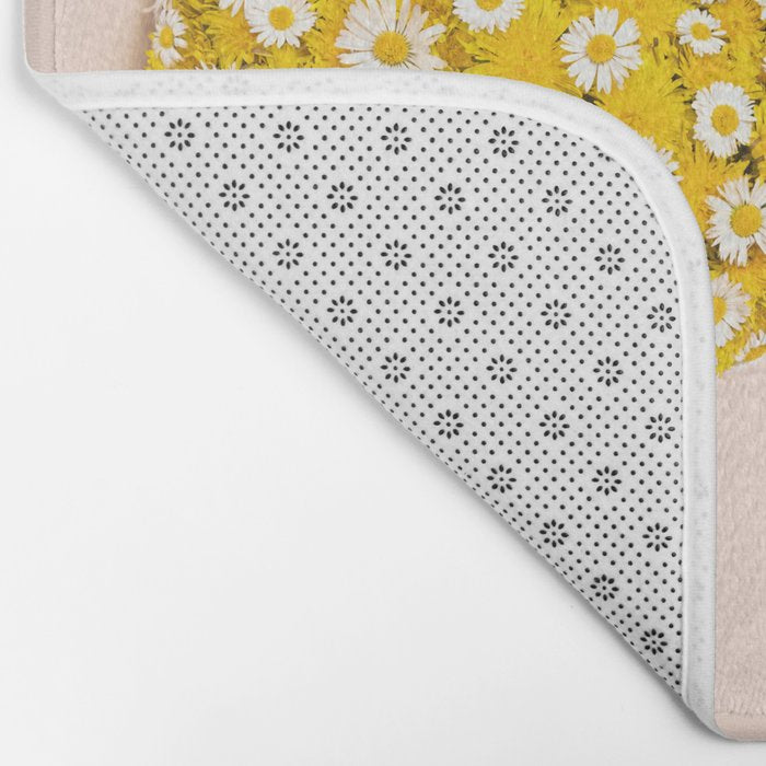 Daisy Pineapple Bath Mat Gallery Image 2