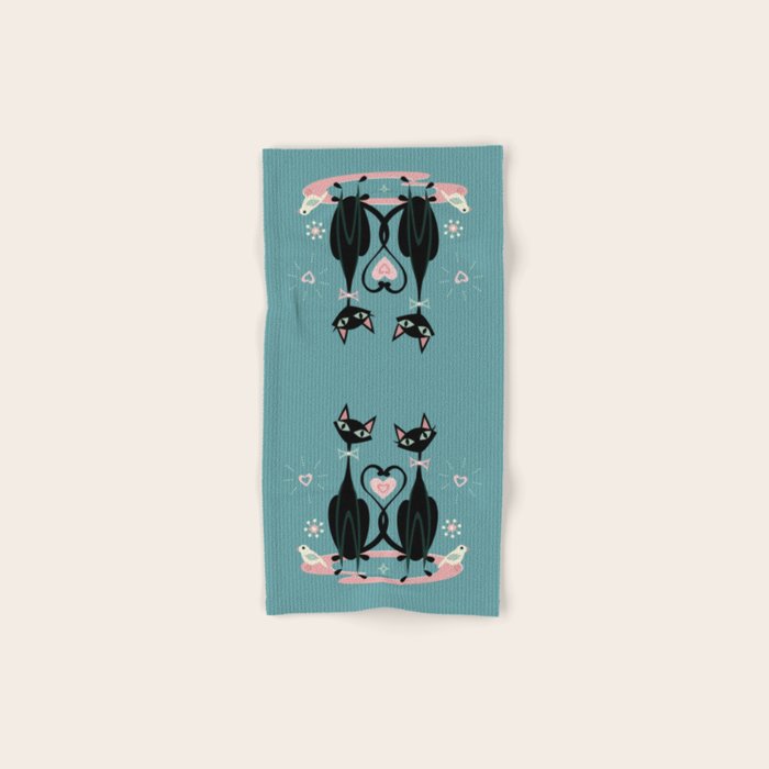 Vintage Kitty Love ©studioxtine Bath Towel Gallery Image 1