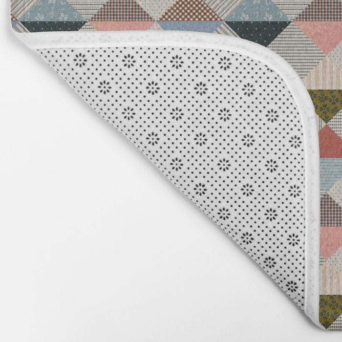 Diamond Quilt Bath Mat Gallery Image 2