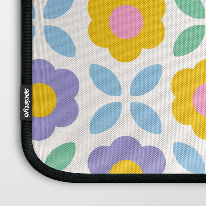 Retro Flower Pattern #2  Laptop Sleeve Gallery Image 3