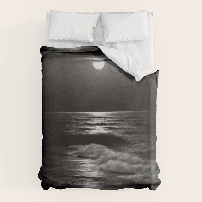 The summer sea moonlit coastal beach and waves with full moon black and white seascape photograph / photography by Rudolf Eickemeyer Jr. Duvet Cover Gallery Image 1