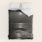 The summer sea moonlit coastal beach and waves with full moon black and white seascape photograph / photography by Rudolf Eickemeyer Jr. Duvet Cover Gallery Image 6