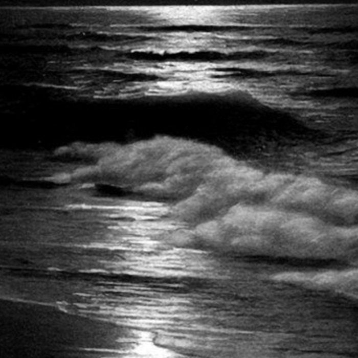 The summer sea moonlit coastal beach and waves with full moon black and white seascape photograph / photography by Rudolf Eickemeyer Jr. Coffee Mug Gallery Image 2