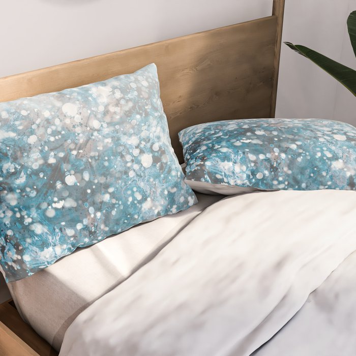 Snowflakes Pillow Sham Gallery Image 2