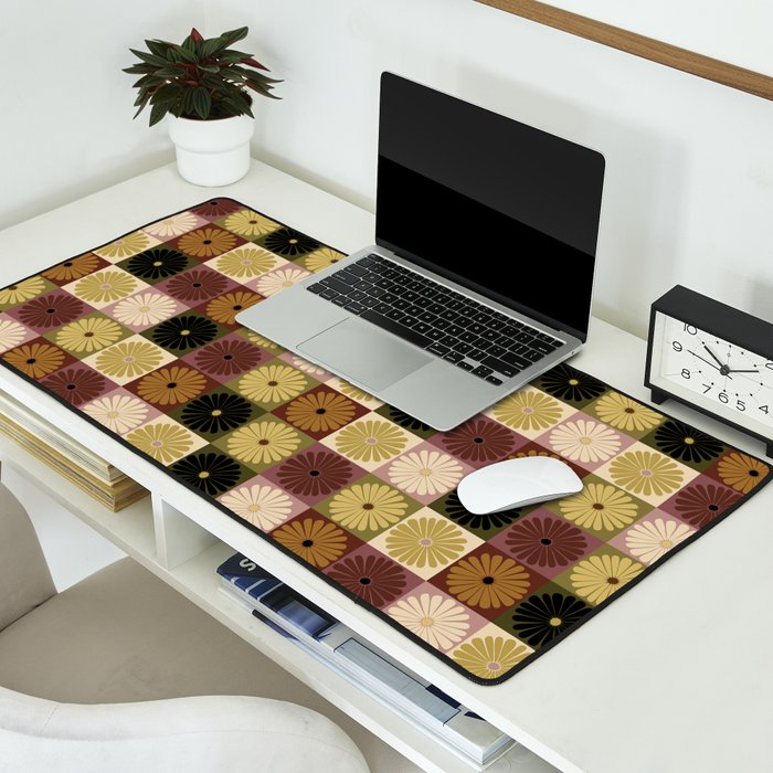 Retro Flowers Check Pattern III Desk Mat Gallery Image 2
