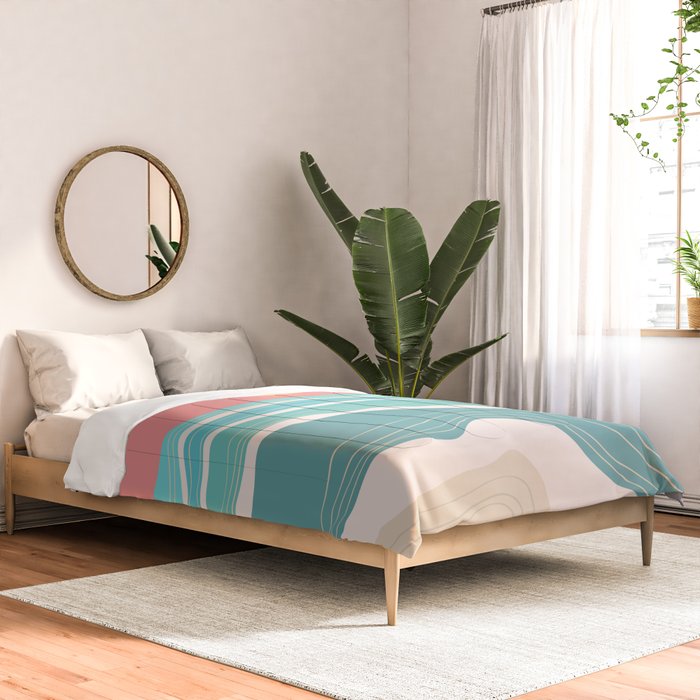 Crashing wave on sunny bay Comforter Gallery Image 2