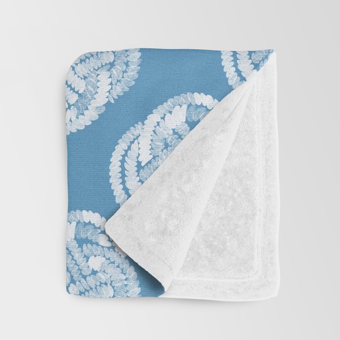 Coastal Knot Interlacing Throw Blanket Gallery Image 3