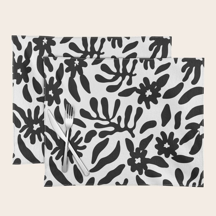 Black and white flower nature pattern Placemat Gallery Image 1