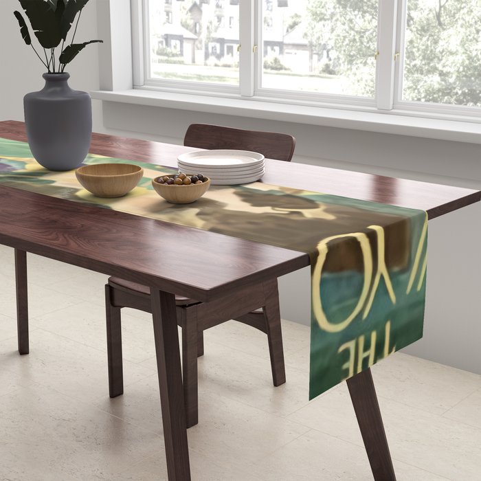 The New Yorker - Aesthetic Table Runner Gallery Image 2