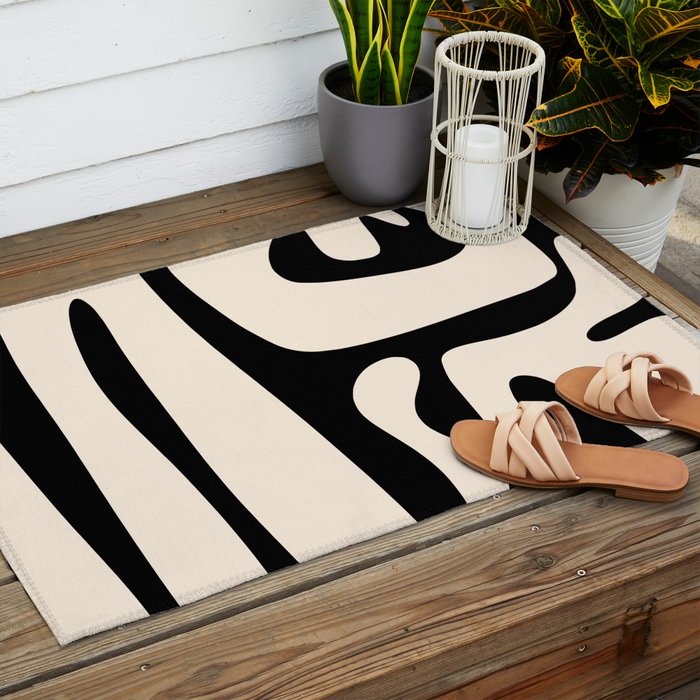 Mid Century Modern Abstract Kwaito Pattern in Black and Cream Outdoor Rug Gallery Image 2