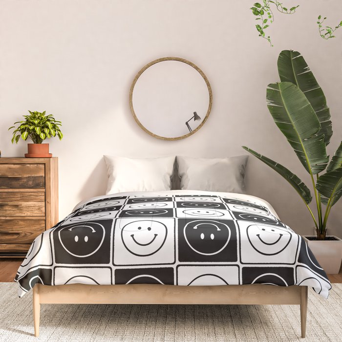 Checked Smiley Faces Pattern (Black & White) Comforter Gallery Image 3