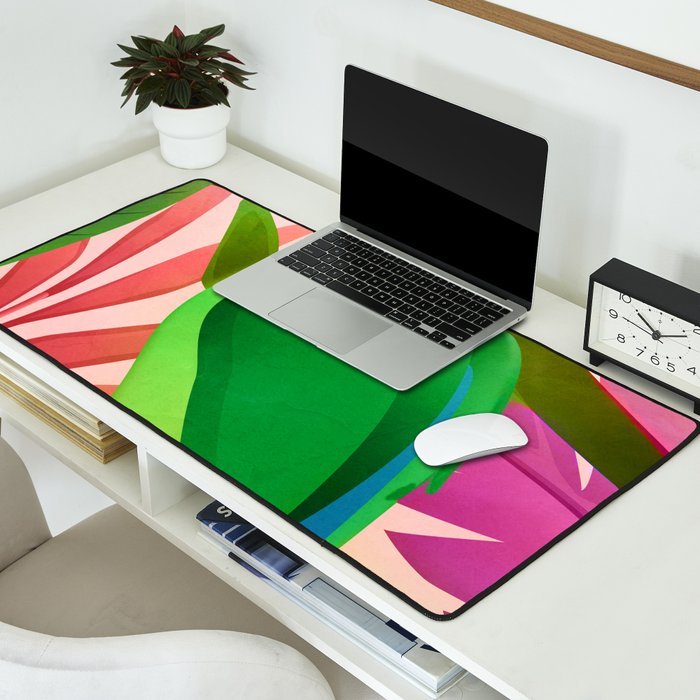 Parrot in a Tropical Setting 3 Desk Mat Gallery Image 2