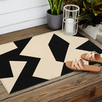 Minimalist 106 Outdoor Rug Gallery Image 2