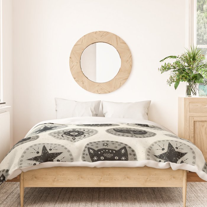 Star Cat | Halloween Neutral Duvet Cover Gallery Image 3