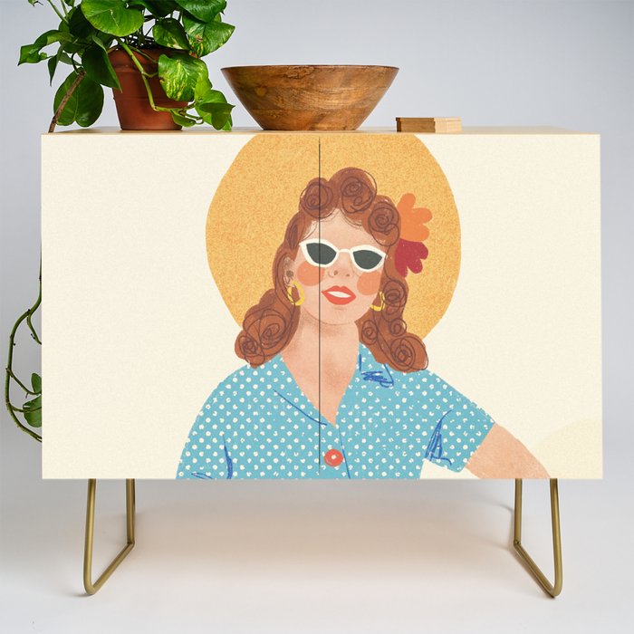 Pinup girl Credenza Gallery Image 1