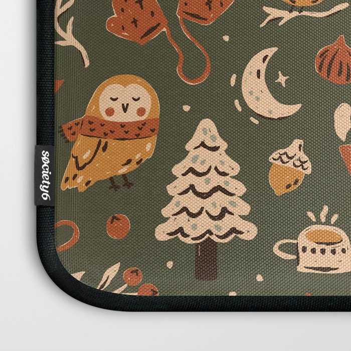 Winter Comfort Laptop Sleeve Gallery Image 3