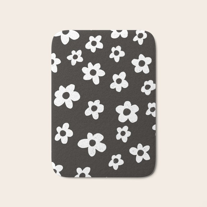 Black garden Bath Mat Gallery Image 1