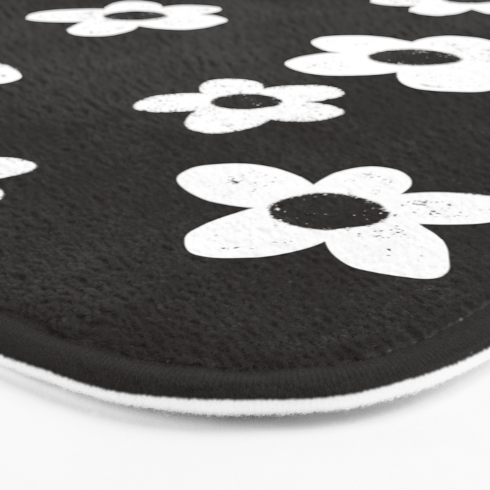 Black garden Bath Mat Gallery Image 3