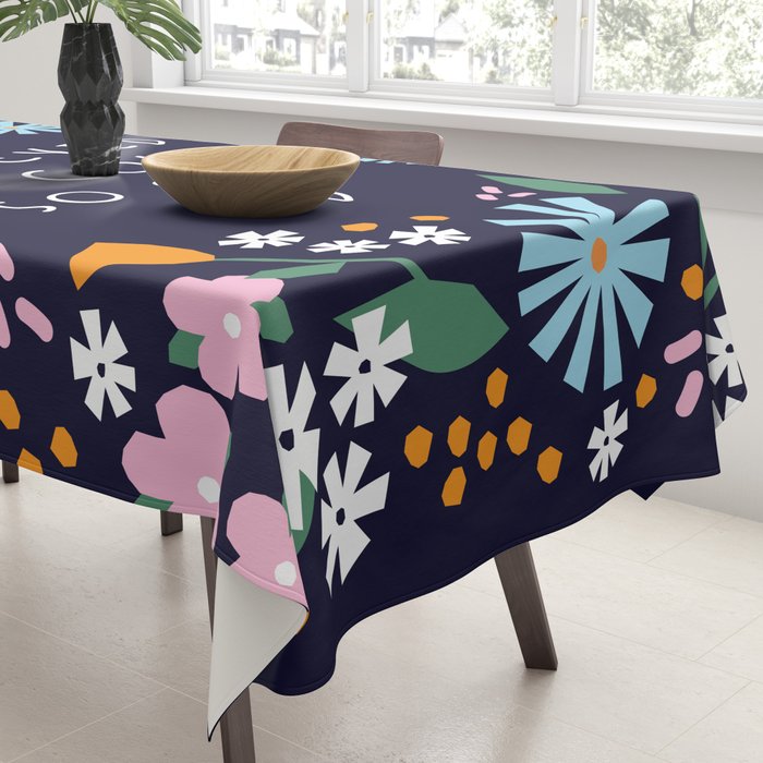 She believe she could so she did Tablecloth Gallery Image 3