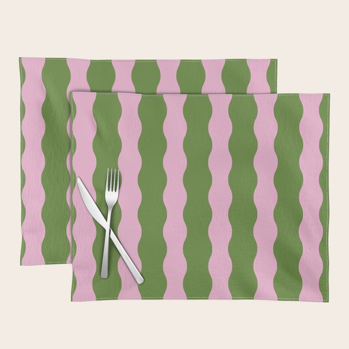 Wavy Retro Striped Pattern Placemat Gallery Image 1
