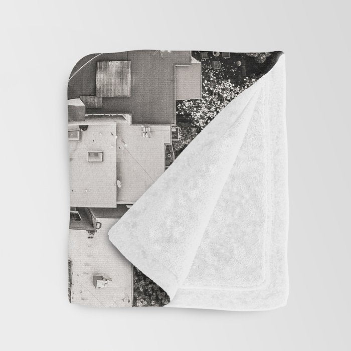 Lombard Street, San Francisco Throw Blanket Gallery Image 3