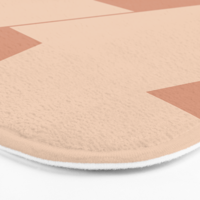 Minimalist 95 Bath Mat Gallery Image 3