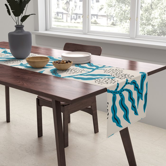 LA VILLE VINE BLUE Table Runner Gallery Image 2