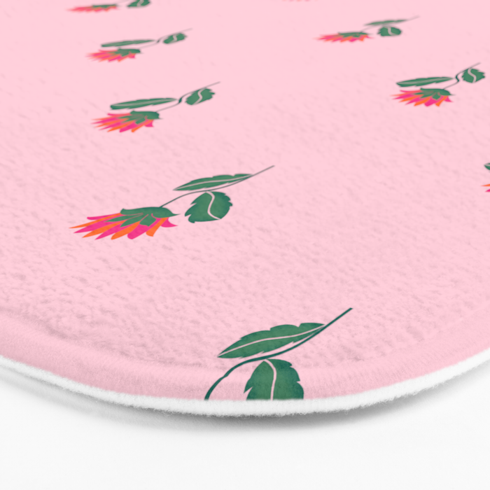 Art Nouveau Single Tropical Flower - Pattern Bath Mat Gallery Image 3