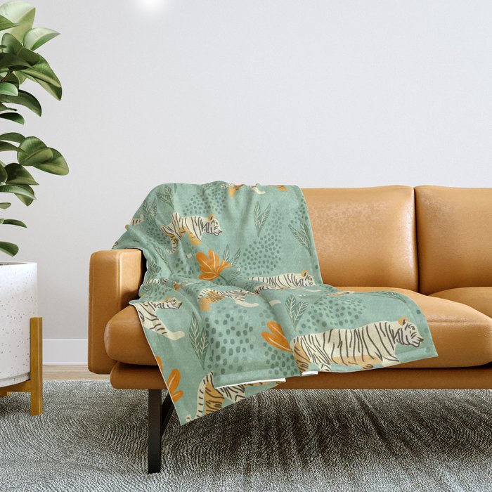 The tiger pattern Throw Blanket Gallery Image 1