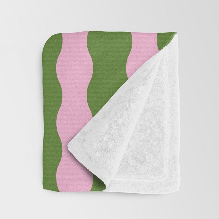 Wavy Retro Striped Pattern Throw Blanket Gallery Image 3