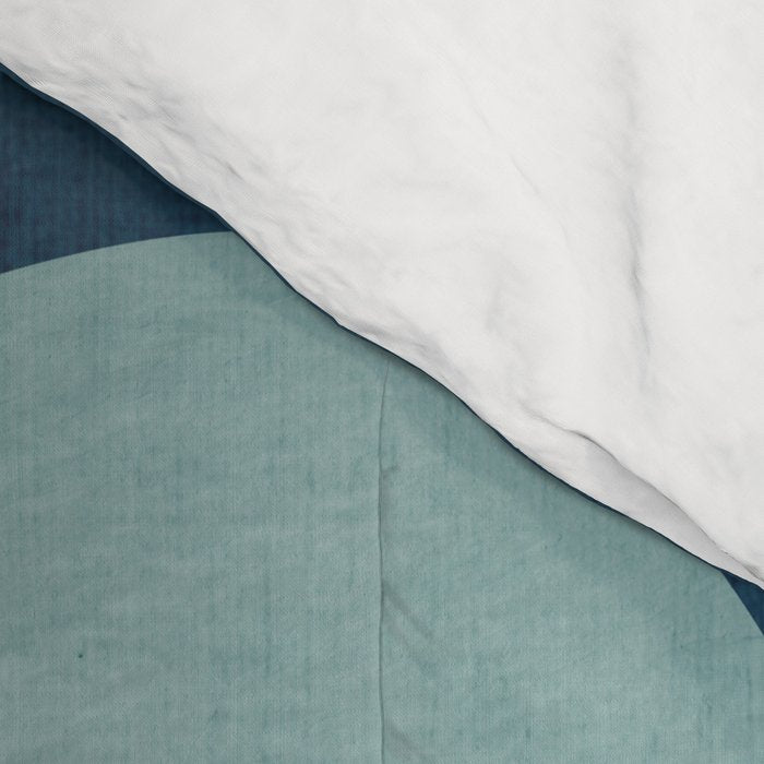 Sky Blue Orange Flowers Minimalist Artwork Comforter Gallery Image 4