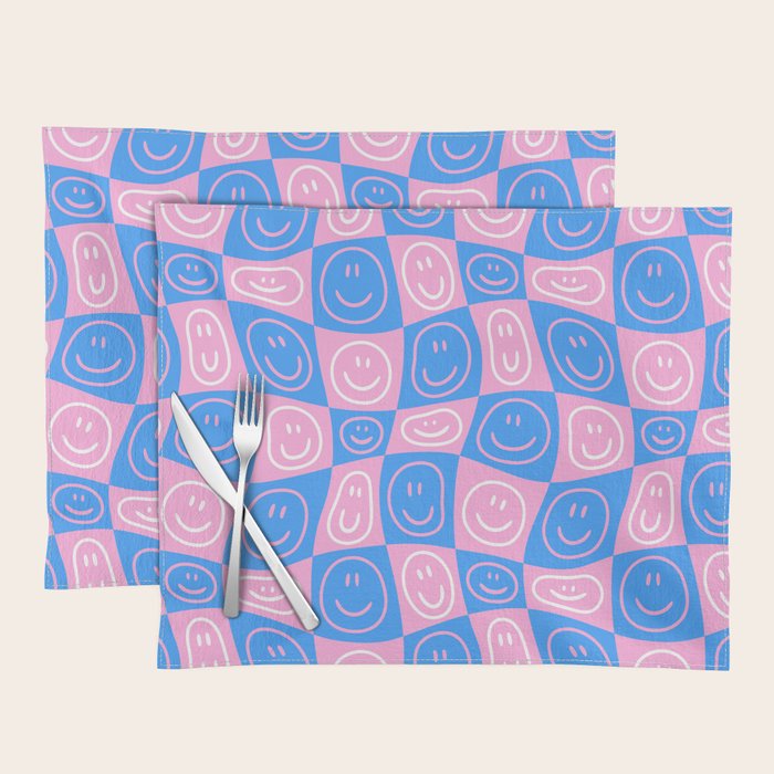 Retro happy face checkered pattern Placemat Gallery Image 1