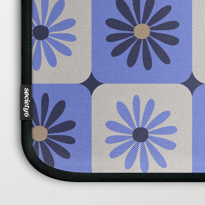 Checkered Daisies - Periwinkle Laptop Sleeve Gallery Image 3