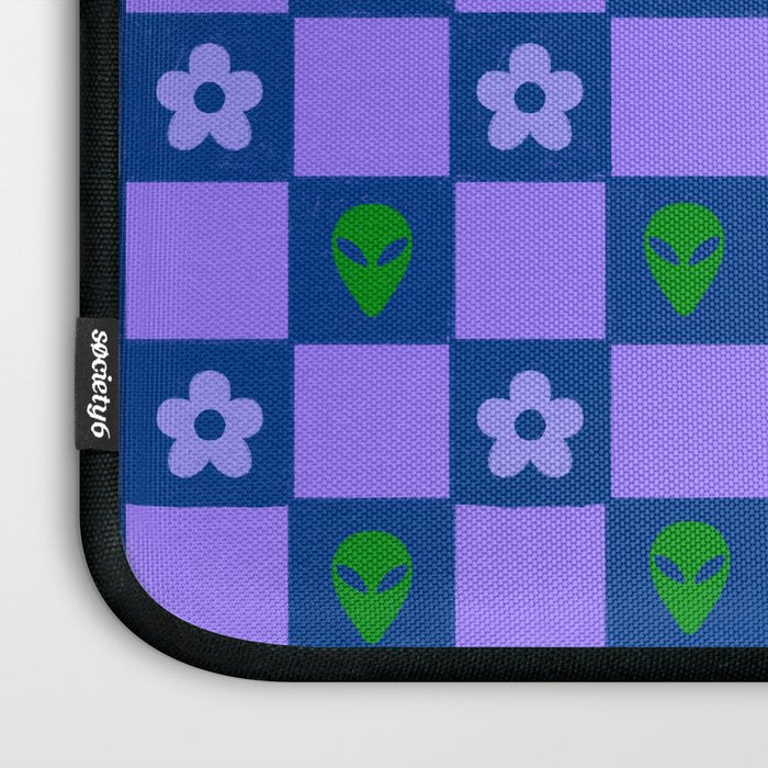Alien Daisy Checkerboard Laptop Sleeve Gallery Image 3