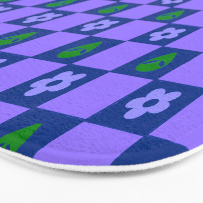 Alien Daisy Checkerboard Bath Mat Gallery Image 3