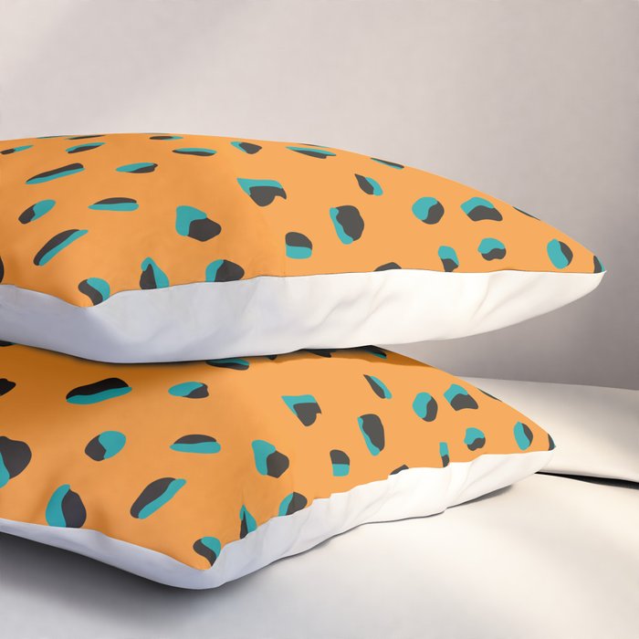 Funky cheetah animal print Pillow Sham Gallery Image 3