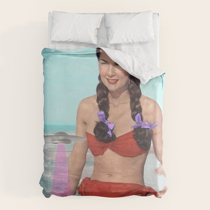 Abductions on the Beach Duvet Cover Gallery Image 1